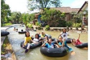 Embun Bening Kedung Ombo Park Wisata Edukasi Perkebunan Agrowisata Tidak Lama Lagi Akan Di Buka Ornamennya Klasik Dan Alami Transindonews